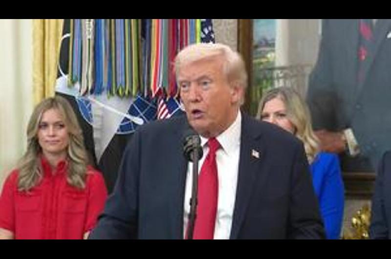 Trump- ldquoMaduro me ha ofrecido todo porque no quiere joder con los Estados Unidosrdquo