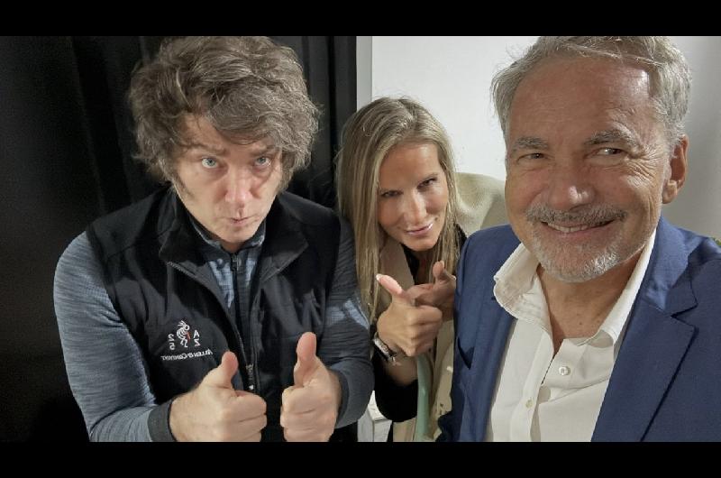 Un empresario que cenoacute con Milei deslizoacute que la jornada laboral argentina puede ser de 13 horas- ldquoNegociablerdquo