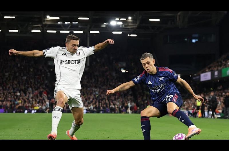 Premier League- Arsenal gana y refuerza su liderazgo en la tabla