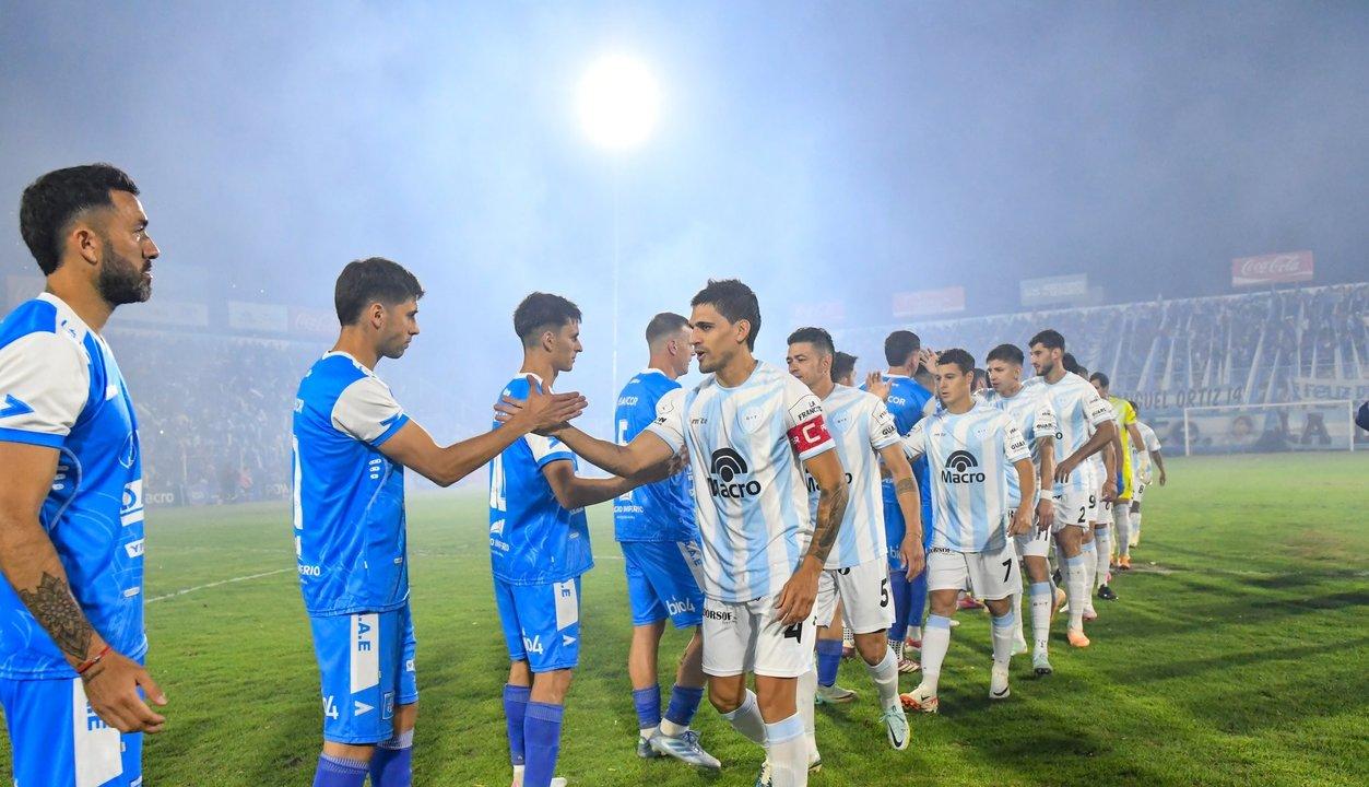 Gimnasia y Tiro no pudo con Estudiantes de Riacuteo Cuarto y deberaacute buscar la hazantildea en Coacuterdoba