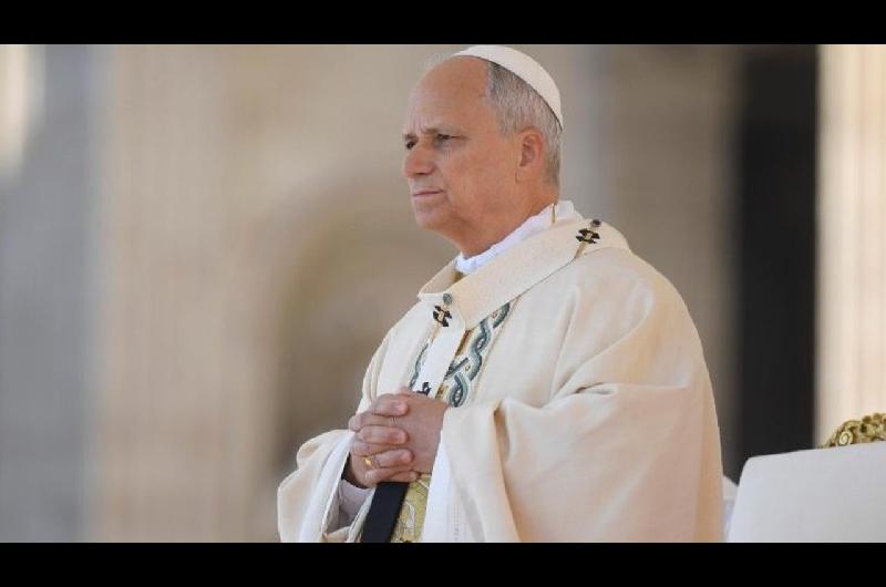Primeros santos venezolanos- el papa Leoacuten XIV canoniza a Joseacute Gregorio Hernaacutendez y Carmen Rendiles