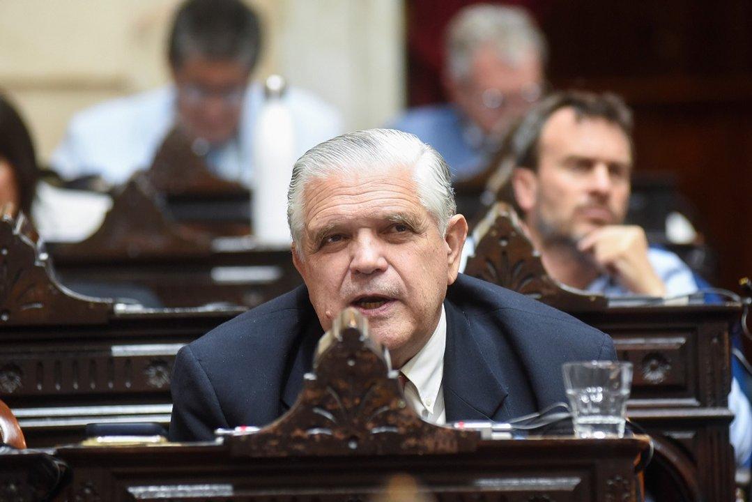 ldquoVendieron doacutelares para disimular la crisisrdquo- la dura advertencia de Loacutepez Murphy sobre la economiacutea argentina