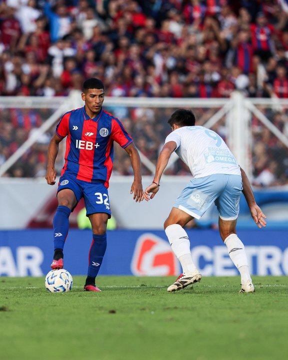San Lorenzo necesita de un triunfo ante Atleacutetico Tucumaacuten para meterse en las copas