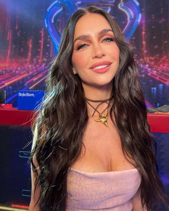 Zaira Nara llega al React de MasterChef con un gran anuncio