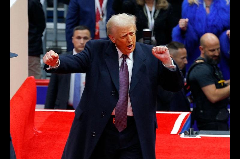 Comenzoacute la demolicioacuten en un sector de la Casa Blanca donde construiraacuten un saloacuten de baile para Trump