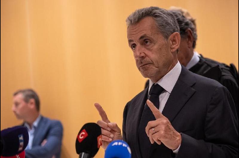 Nicolas Sarkozy expresidente de Francia comienza una condena de cinco antildeos de prisioacuten