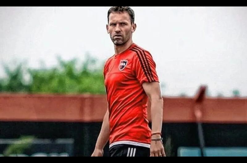 Lucas Bernardi dirigiraacute a Newellrsquos en las uacuteltimas fechas del Torneo Clausura 2025