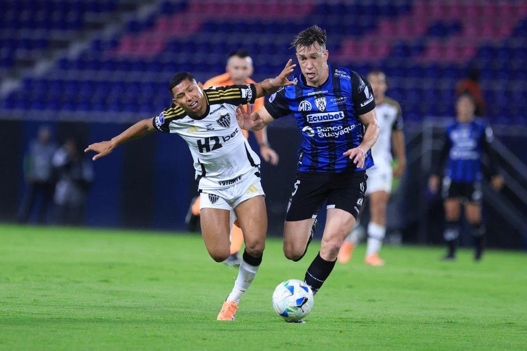 Atleacutetico Mineiro consiguioacute un agoacutenico empate frente a IDV y definiraacute de local el pase a la final