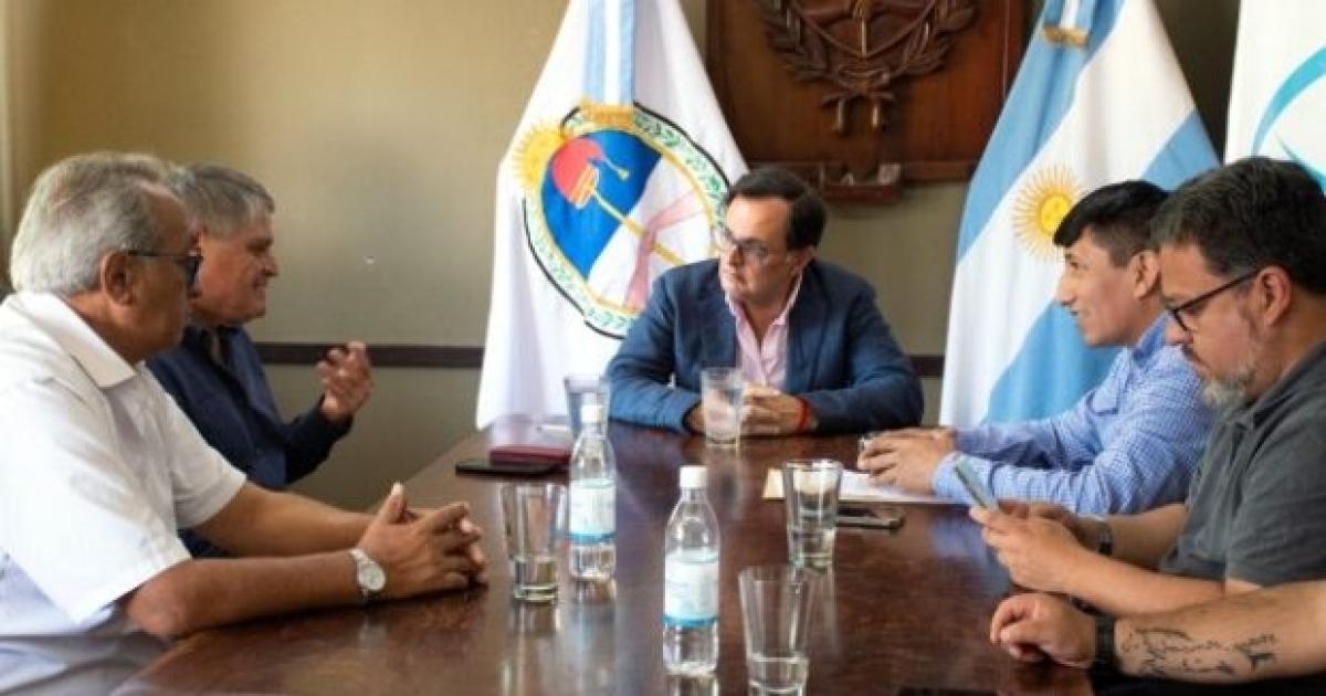 Licitacioacuten del transporte- Concejales recibieron a referentes de CGT y UTA