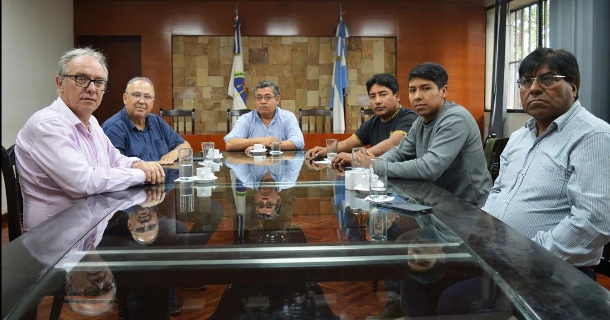 Presentaron proyecto de ampliacioacuten de sistema de saneamiento para Olaroz Chico
