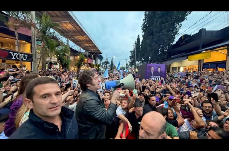 Cuenta regresiva para las elecciones- Milei cierra en Rosario y Kicillof junto a Taiana y Massa en San Martiacuten