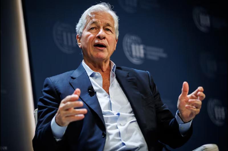 El CEO del JP Morgan encabeza encuentro en el Teatro Coloacuten Macri y Galperiacuten entre los presentes