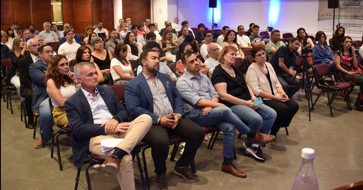 Empresas tecnoloacutegicas jujentildeas compartieron sus experiencias 
