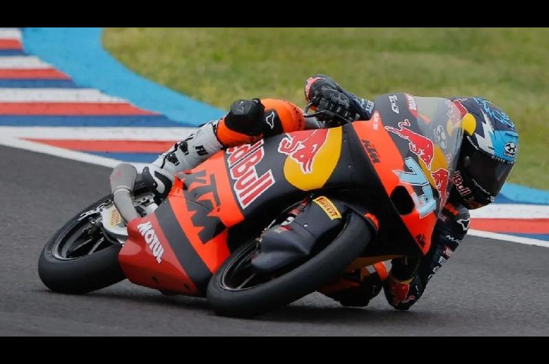 Moto 3- Perrone se afianza entre los primeros y largaraacute 7deg en Malasia