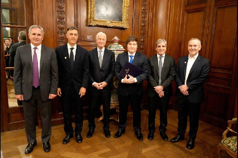 El Presidente exhibe ante JP Morgan un portfolio de maacutes de US 100000 millones en inversiones