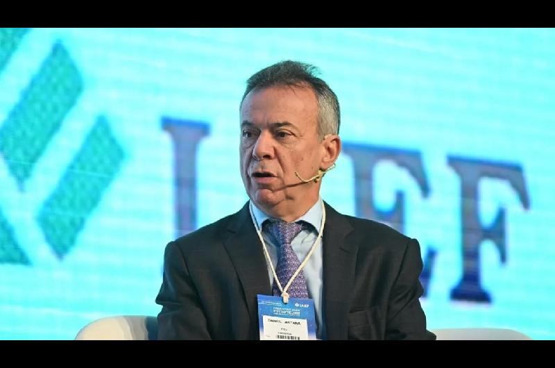 Tasas insostenibles y doacutelar tenso- economista advirtioacute sobre un ldquoequilibrio precariordquo