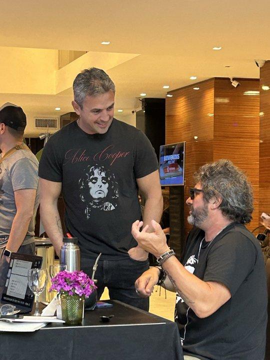 El crossover menos esperado- Martiacuten Menem e Ivan Noble juntos en Rosario