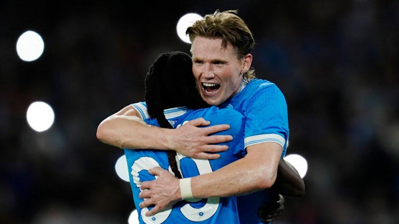 Serie A- Napoli derrotoacute 3-1 al Inter y se aduentildeoacute de la cima del campeonato