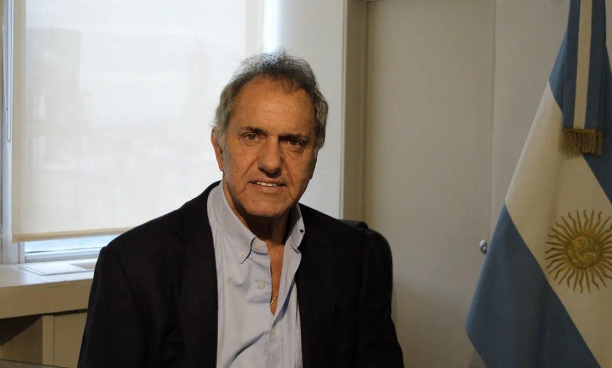 Scioli votoacute en Lujaacuten y aseguroacute que ldquolo mejor estaacute por venirrdquo