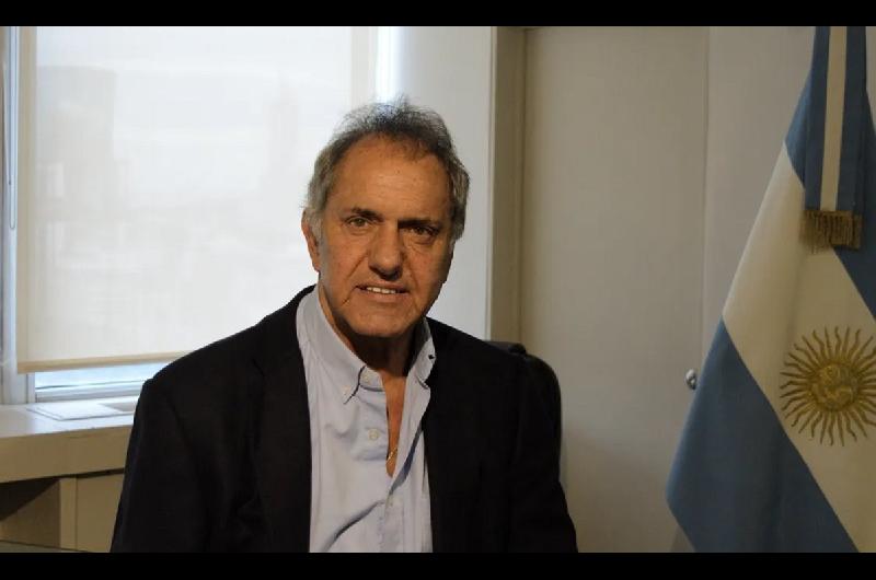 Scioli votoacute en Lujaacuten y aseguroacute que ldquolo mejor estaacute por venirrdquo