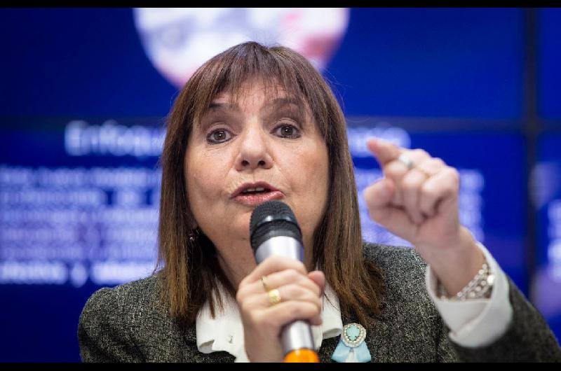 Bullrich anticipa que el Gobierno no hablaraacute con quienes ldquotienen la cabeza formateada en el kirchnerismordquo