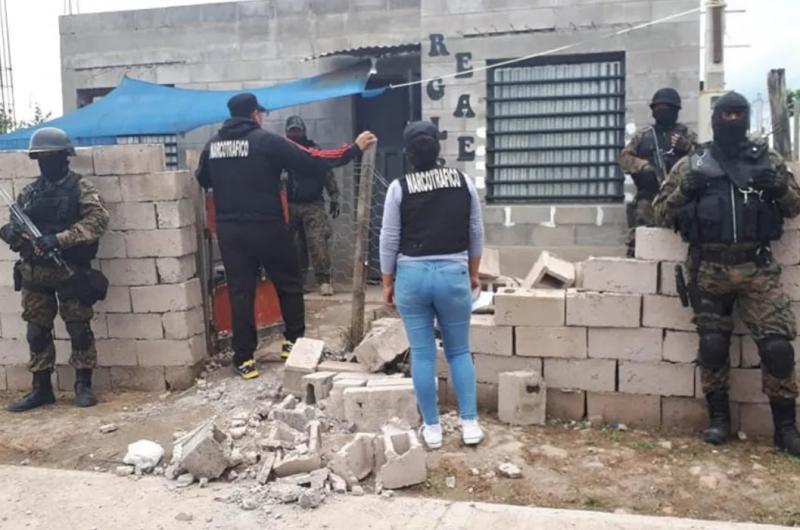 Operativos por narcomenudeo dejaron como saldo tres detenidos 