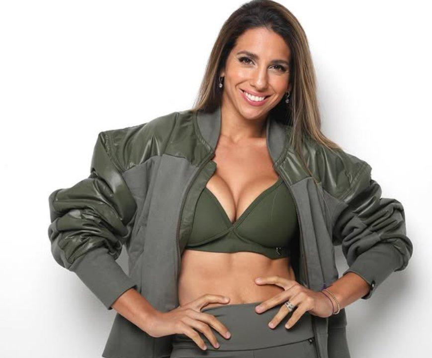 Cinthia Fernaacutendez promocionoacute su servicio de asesoramiento en accidentes de traacutensito y desatoacute la poleacutemica