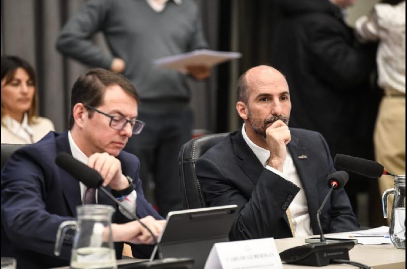 Guberman insiste en sostener superaacutevit en el Presupuesto 2026 pero abre diaacutelogo con la oposicioacuten