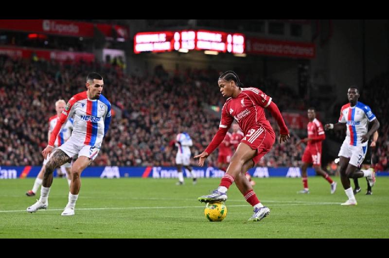 Liverpool perdioacute con el Crystal Palace y quedoacute eliminado de la Copa de la Liga
