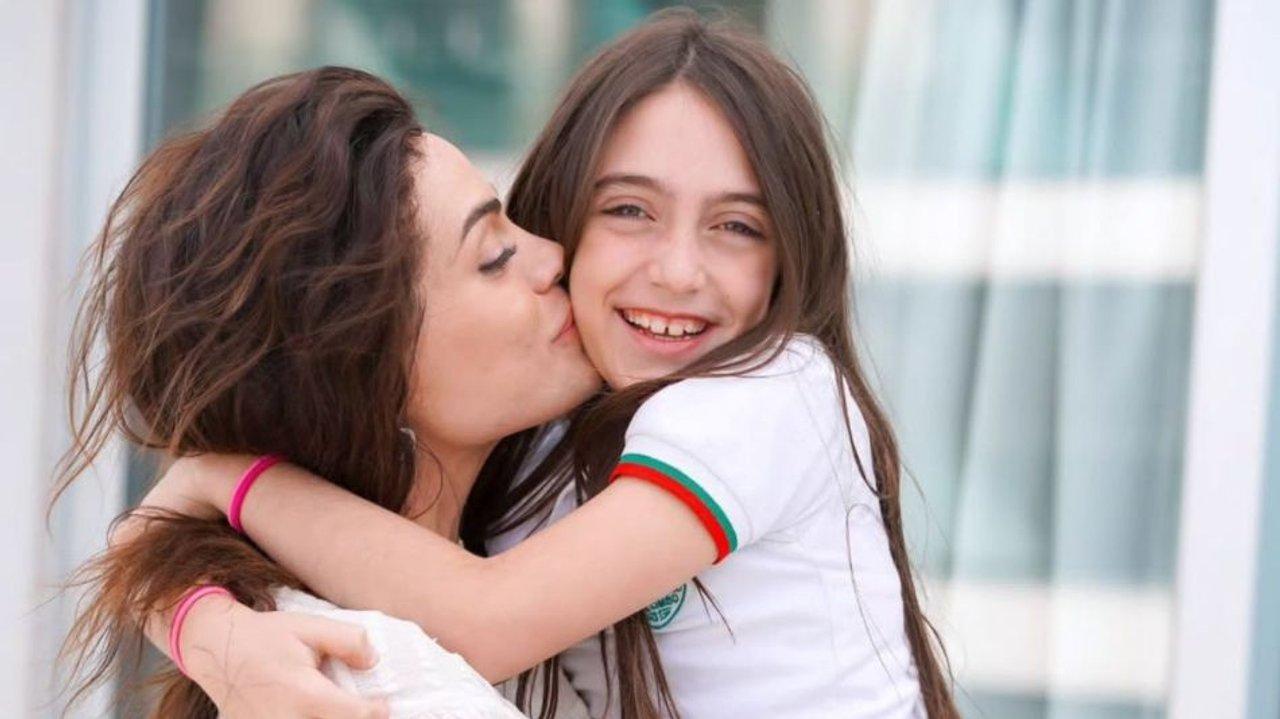 Gina la hija de Emilia Attias cumplioacute 9 antildeos y le realizaron un gran festejo artesanal 