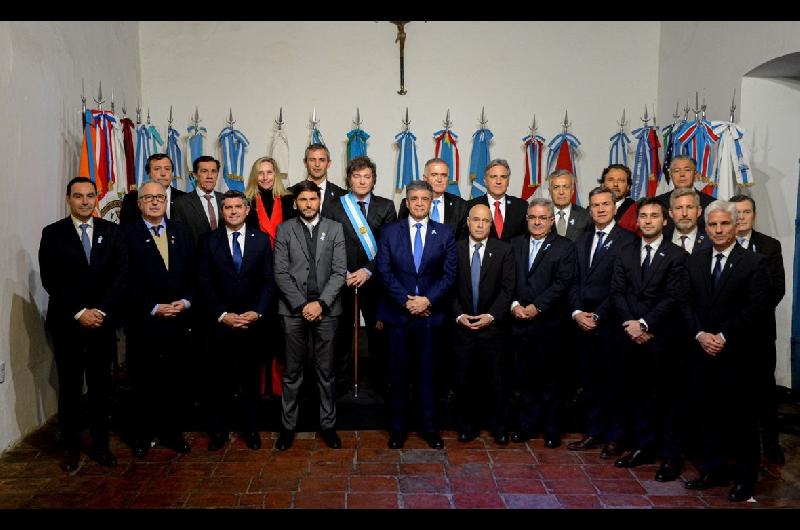 Comenzoacute la reunioacuten de Milei con los gobernadores por las futuras reformas