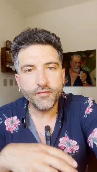 Quieacuten es el Doctor Chinaski el psicoacutelogo famoso que fue denunciado por delitos sexuales y abuso de poder