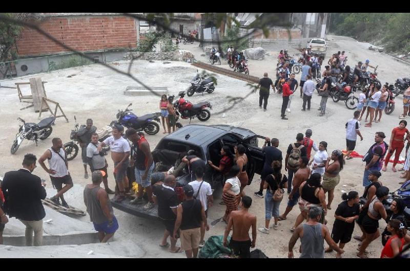 Uruguay refuerza su control en la frontera con Brasil ante la violencia en Riacuteo de Janeiro
