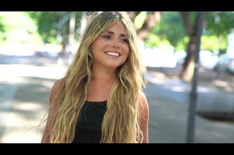 Quieacuten es Meri Deal la nueva enamorada de Franco Colapinto