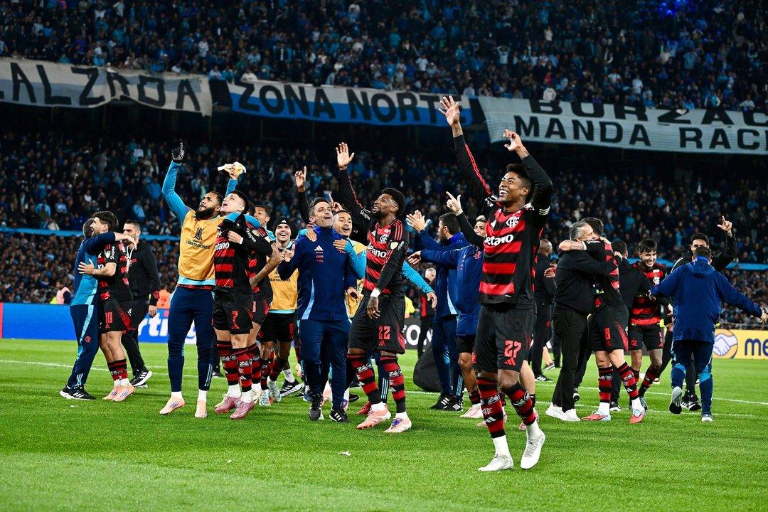 La final de la Copa Libertadores se jugaraacute en Lima pese al pedido de la Confederacioacuten Brasilentildea