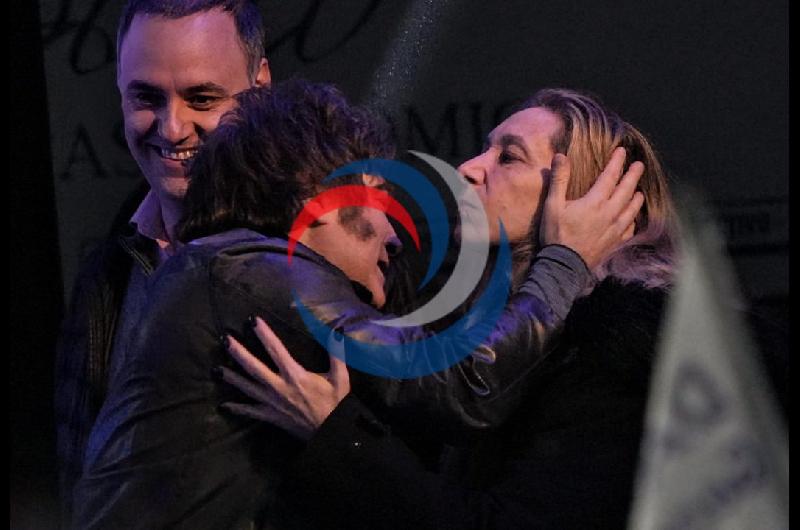 Victoria en la Interna- iquestEl Ascenso de Adorni es un Triunfo de Karina Milei o de Santiago Caputo