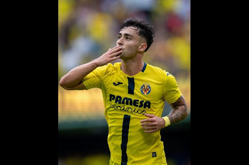 El Villarreal goleoacute al Rayo Vallecano y es escolta del Real Madrid en LaLiga