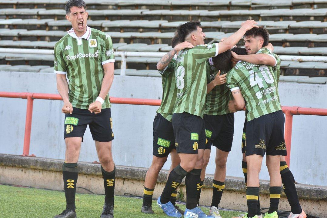 Aldosivi goleoacute a Independiente Rivadavia en el Torneo Clausura