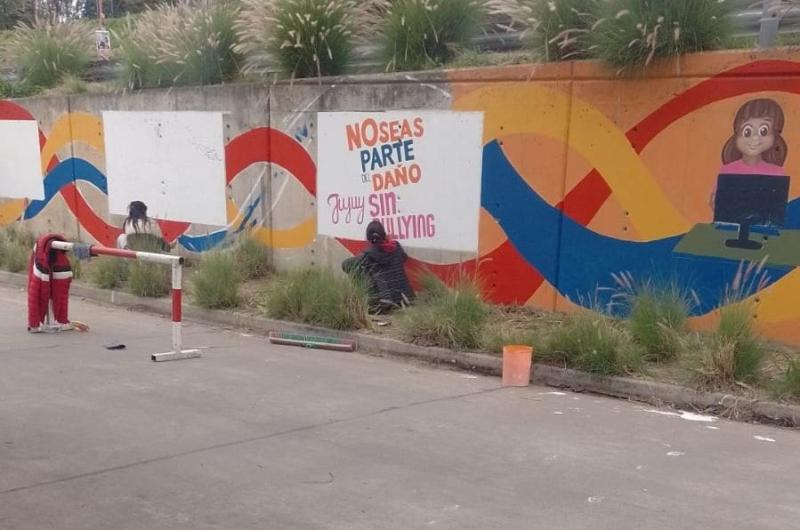 Realizan un mural con realidad aumentada