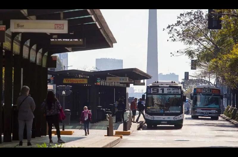 iquestCuaacutento saldraacute el boleto de subte colectivo y peaje en noviembre 2025