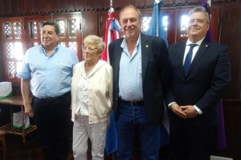 Ajustan detalles acadeacutemicos para el inicio de la carrera de Medicina 