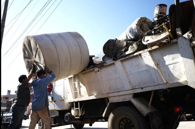 Jujuy sin casos de dengue pero siguen tareas de descacharrado 