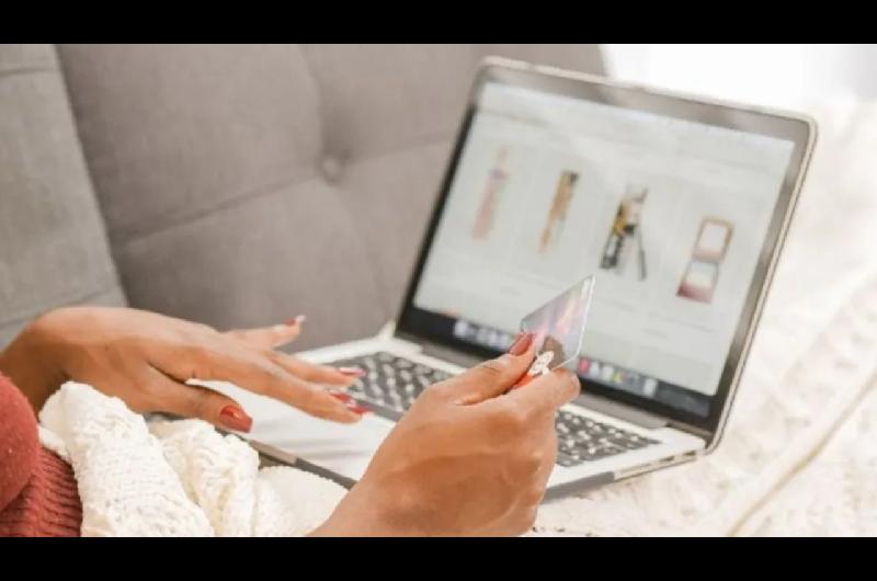 CyberMonday- maacutes de 2 millones de personas visitaron el sitio oficial en las primeras horas del evento