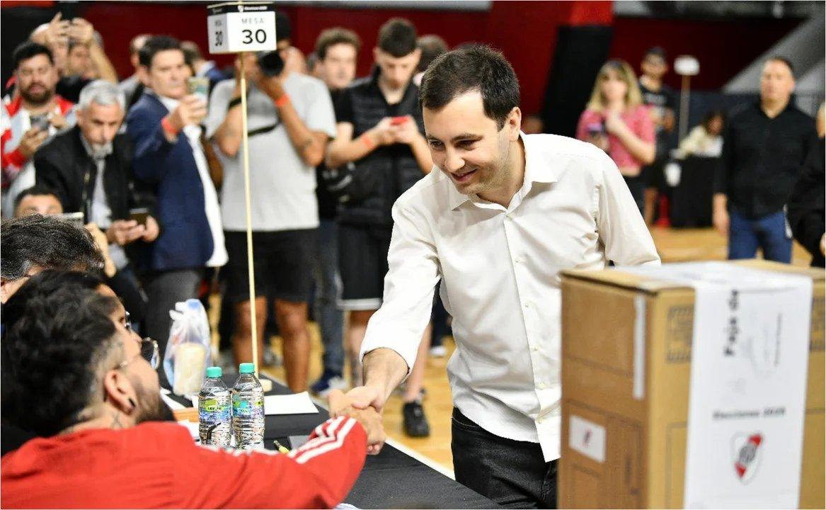 Asumioacute Stefano Di Carlo el nuevo presidente de River