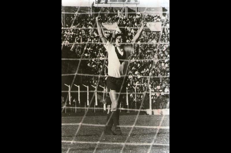 Fallecioacute Daniel Willington iacutedolo de Talleres y figura del fuacutetbol argentino