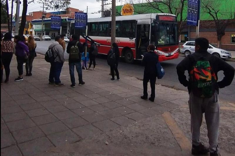 El transporte urbano ampliaraacuteliacuteneas y recorridos en Capital  