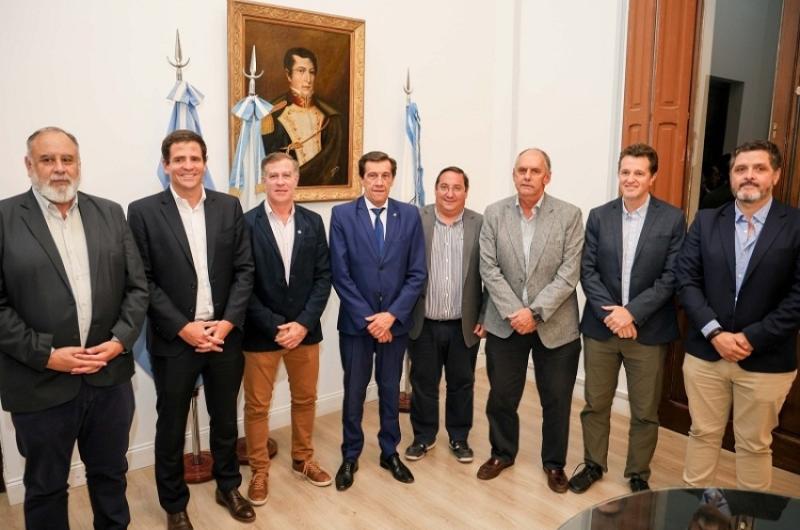 Caacutemaras empresarias llevaron respaldo a la gestioacuten provincial