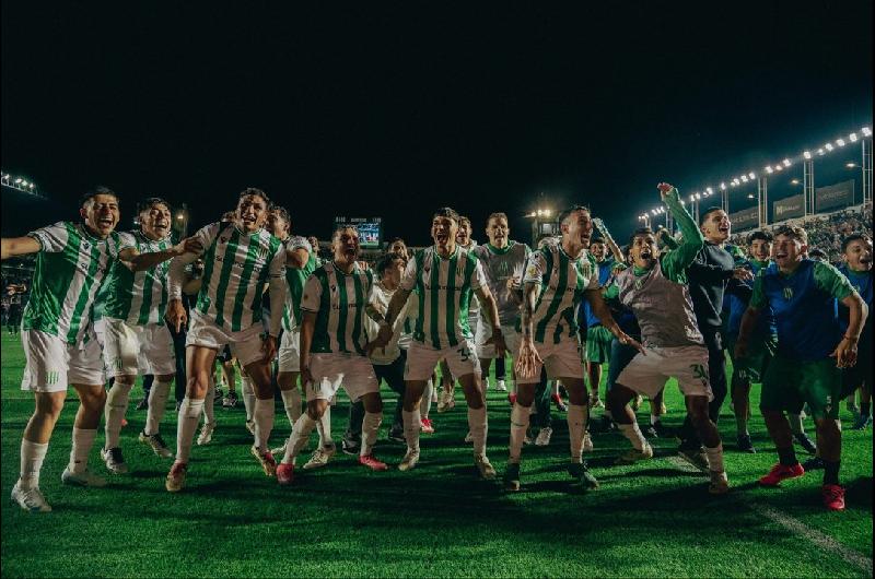 Banfield y un triunfo en el Claacutesico para olvidarse del descenso y empezar a ilusionarse