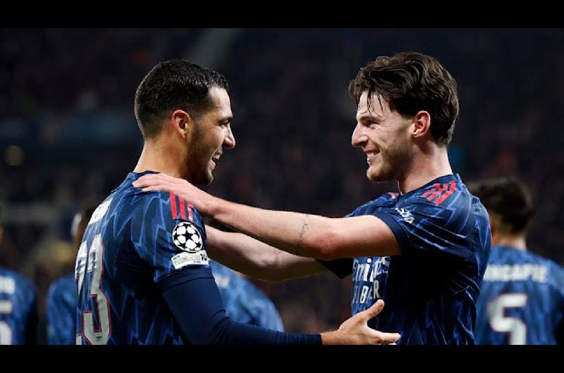 Arsenal goleoacute 3-0 al Slavia Praga y se consolidoacute como liacuteder de su grupo en la Champions League