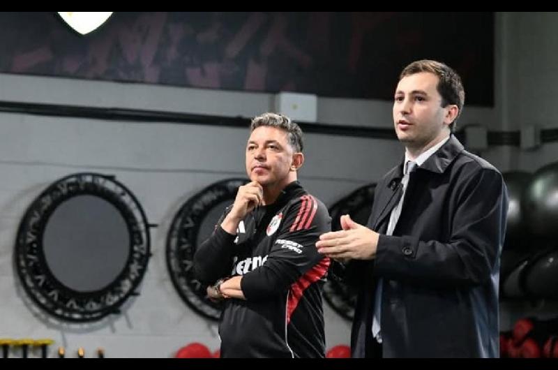 Di Carlo acompantildeoacute al plantel de River tras la derrota en el Monumental